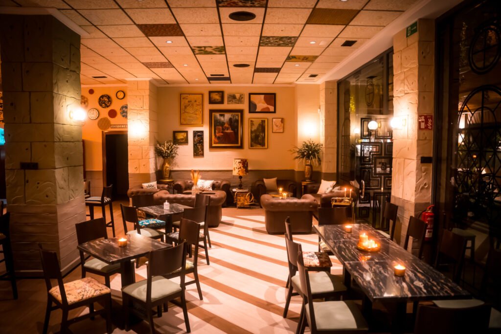Interior local Bendito San Gabriel